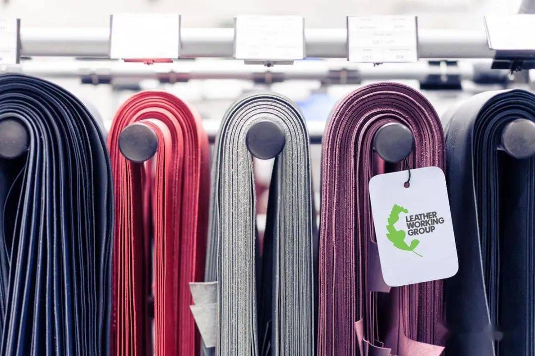 賓利成為首個(gè)獲得全球皮革工作組織認(rèn)證的汽車品牌，邁出可持續(xù)發(fā)展新步伐